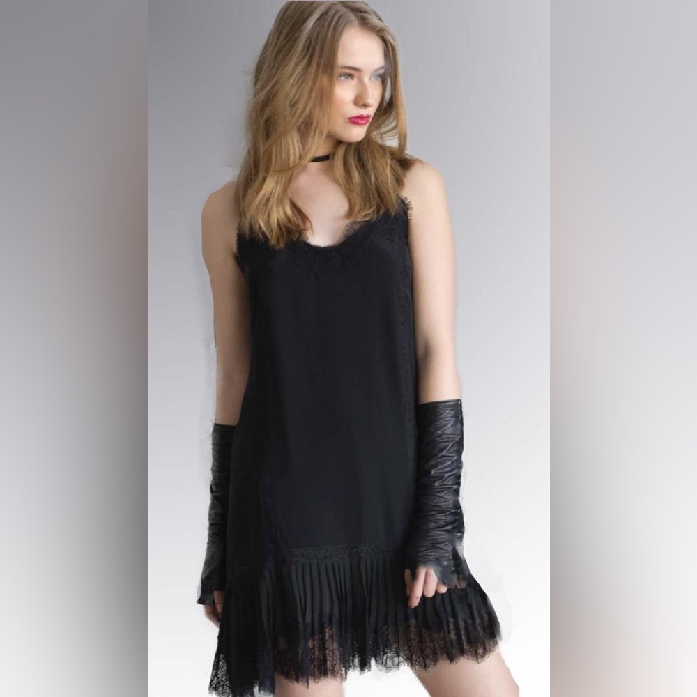 MUCHE ET MUCHETTE Vintage Dress Black lace hem sheer adjustable strap size M